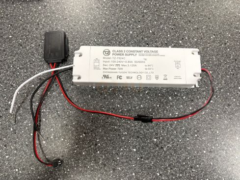 Q24U 24V 96W LED-Treiber mit Touch-Dimmer – Q24U TZ-9624C – Spiegelbeleuchtung